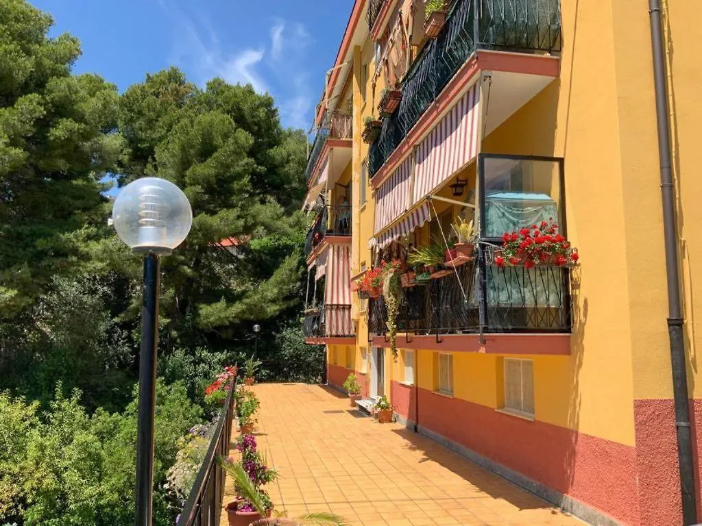 Altido Bright Flat With 2 Balconies And Sea View Apartment Alassio